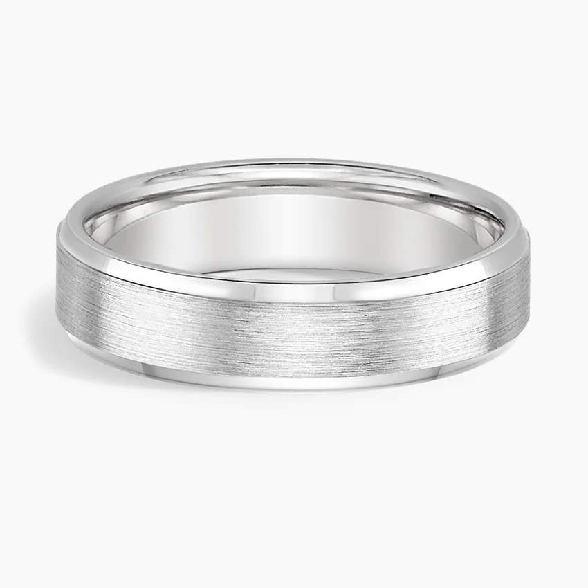 Apa itu beveled edge matte wedding ring dan mengapa menjadi pilihan populer?