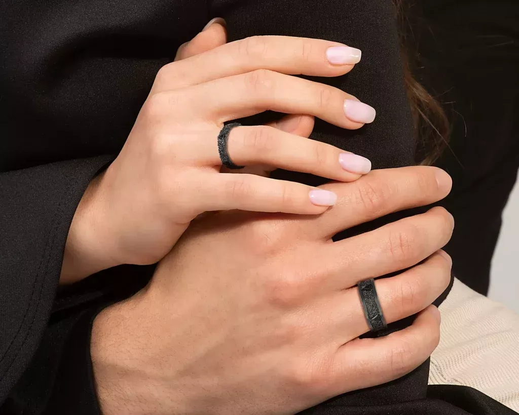 Kenapa Memilih black and pink wedding ring? Memahami Daya Tarik Warna