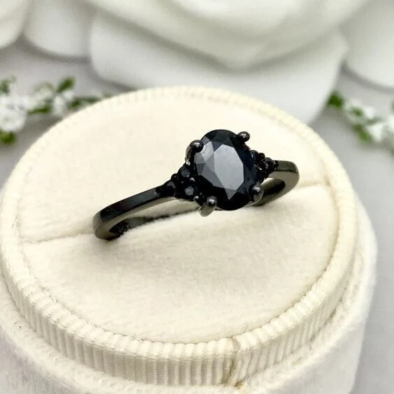 Kelebihan Cincin Pernikahan Batu Onyx Hitam
