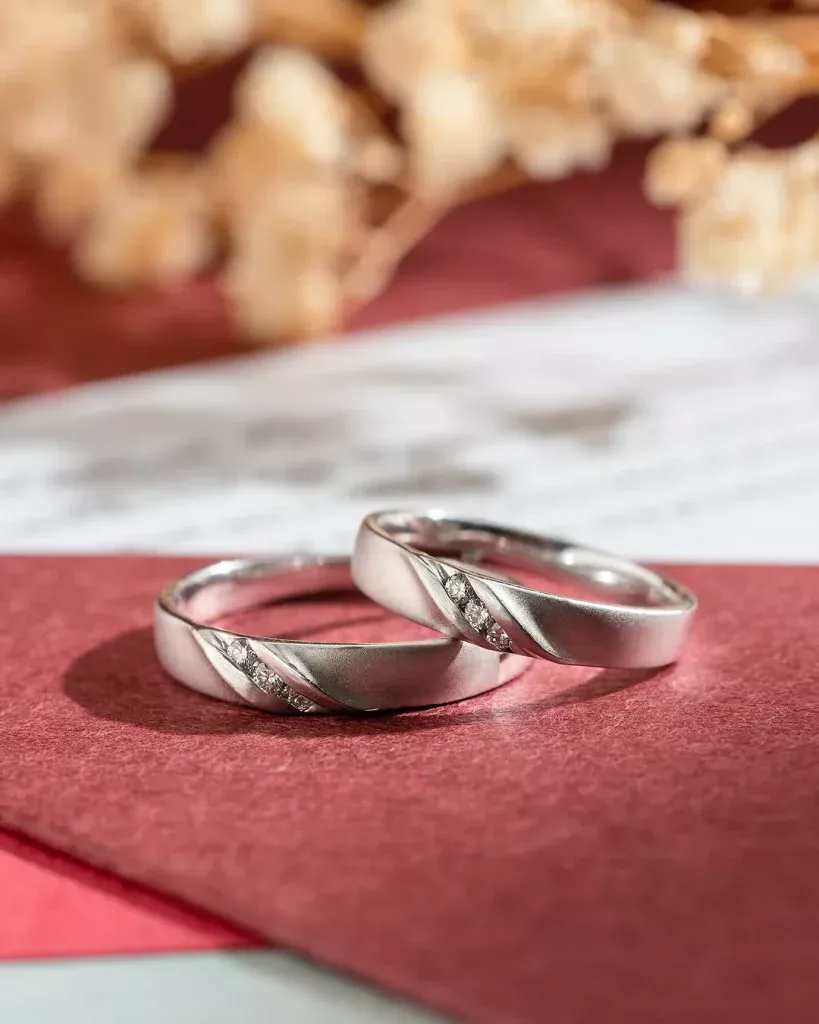 Perbandingan 22k Wedding Ring dengan Cincin Lainnya